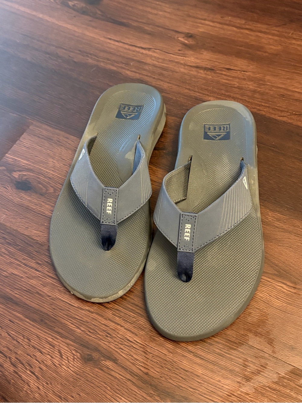 Reef Men's Gray Flip Flop Sandals - Casual Thong Slides